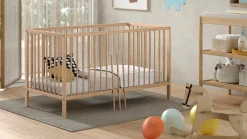 Outlet Babyledikant Dino 70x140 met verzorgingstafel Babybed