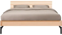 Outlet Bed Sky met hoofdbord hout en poten metaal Bedframe