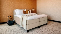 Discount Hotelboxspring Essential met topper Comfort Vlakke Boxspring