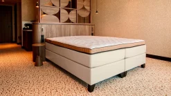 Hot Hotelboxspring met topper Luxury Vlakke Boxspring